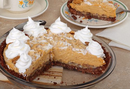 Creamy, Dreamy Peanut Butter Pie with Whipped Topping